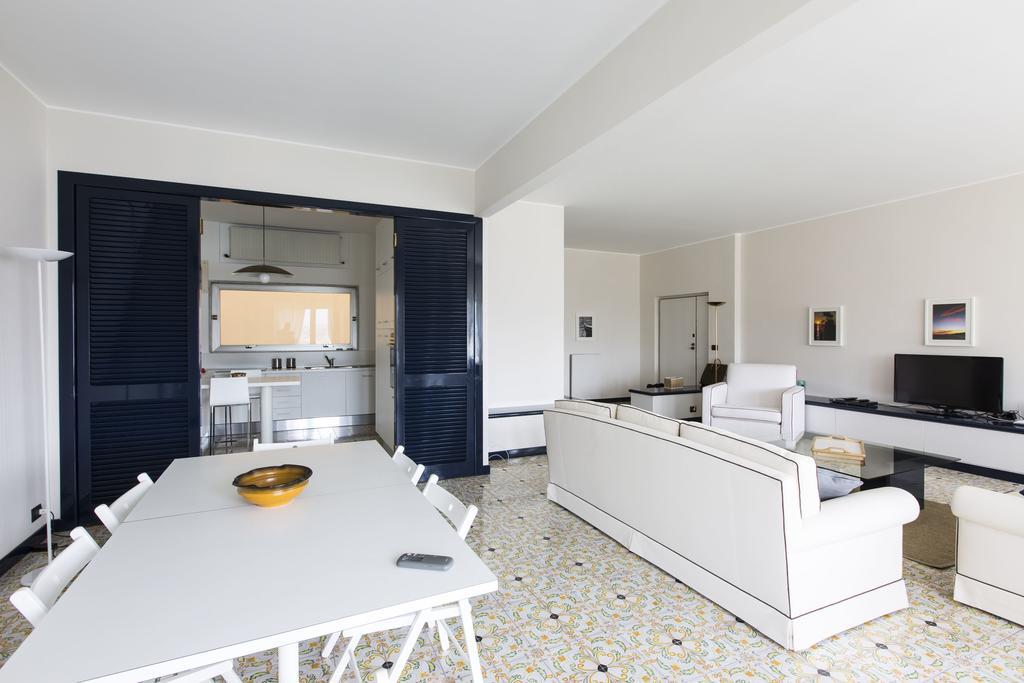 Apartamento Poggio Fiorito Rapallo Habitación foto