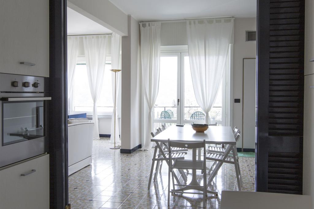 Apartamento Poggio Fiorito Rapallo Habitación foto
